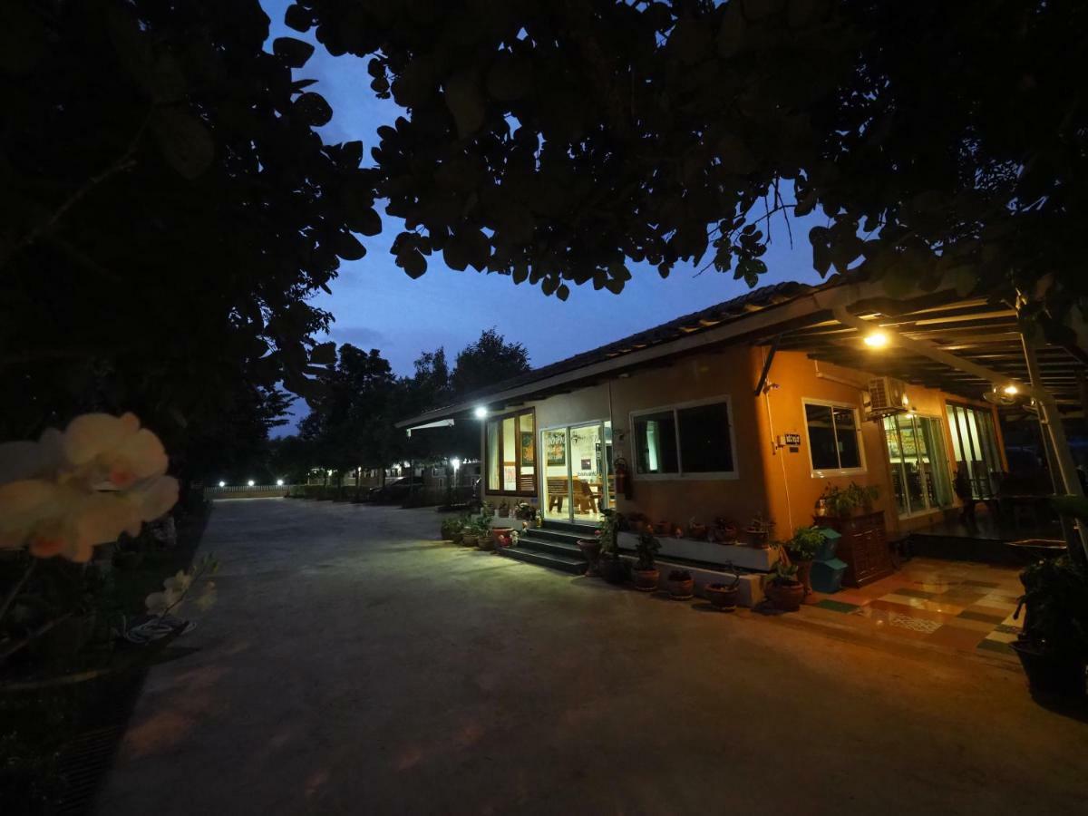 Tong Chang Resort Chumphon Exterior photo